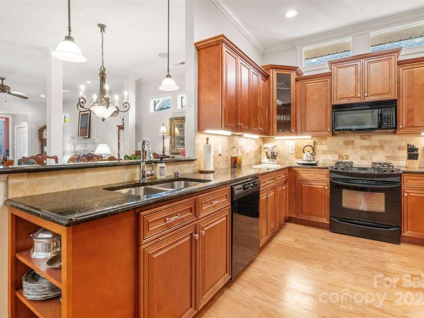 962 Blakeley Walk, Rock Hill, SC 29732.  MLS# CAR4247481, YatesRealty ID 7741. 