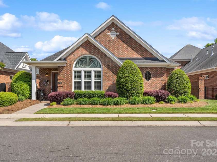 962 Blakeley Walk, Rock Hill, SC 29732.  MLS# CAR4247481, YatesRealty ID 7741. 