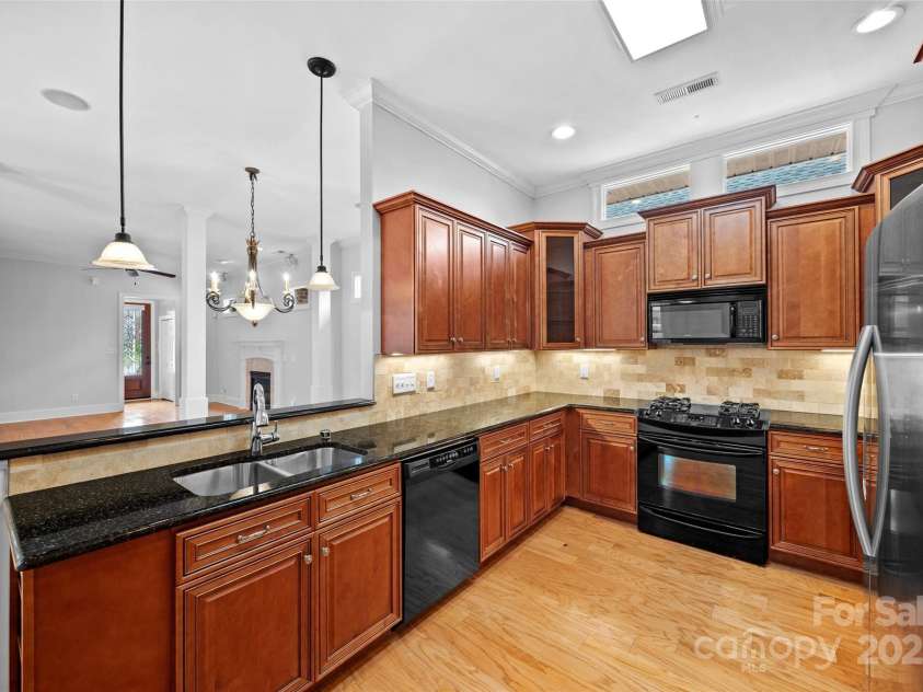 962 Blakeley Walk, Rock Hill, SC 29732.  MLS# CAR4292043, YatesRealty ID 7741. 