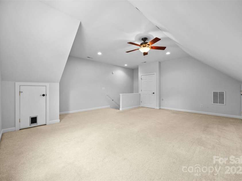 962 Blakeley Walk, Rock Hill, SC 29732.  MLS# CAR4292043, YatesRealty ID 7741. 