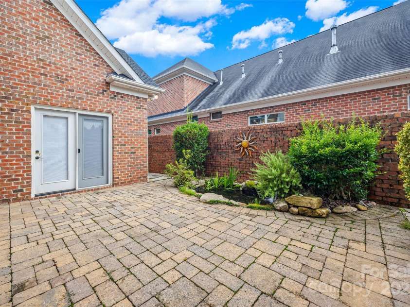 962 Blakeley Walk, Rock Hill, SC 29732.  MLS# CAR4292043, YatesRealty ID 7741. 