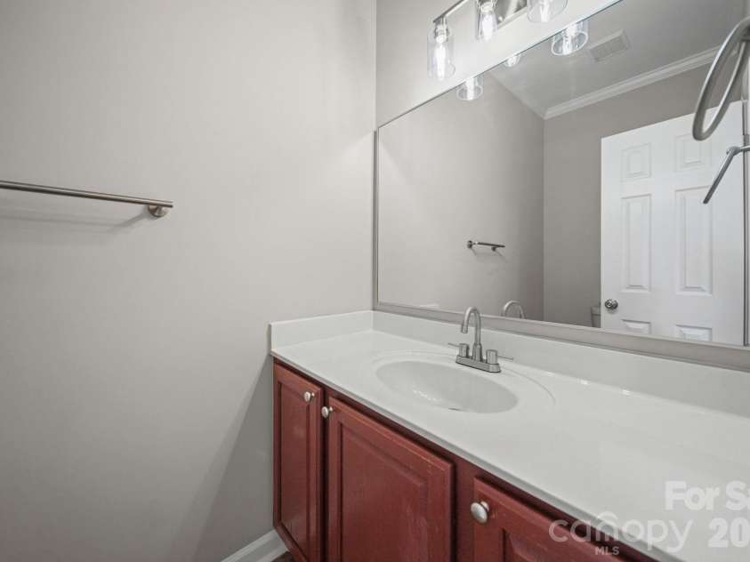 115 Sunridge Drive, Mooresville, NC 28117.  MLS# CAR4314628, YatesRealty ID 7744. Half Bath Main Level