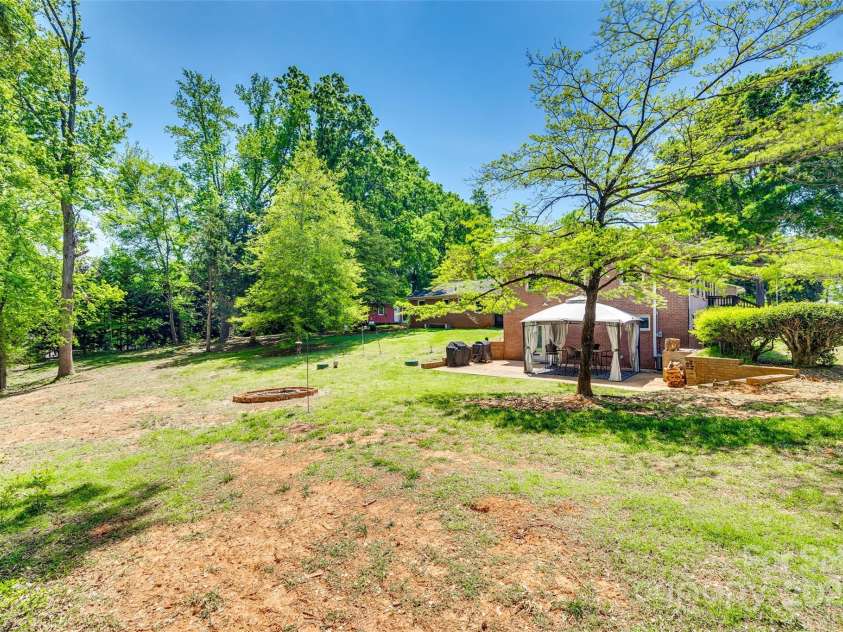 1540 Neely Store Road, Rock Hill, SC 29730.  MLS# CAR4247338, YatesRealty ID 7744. 