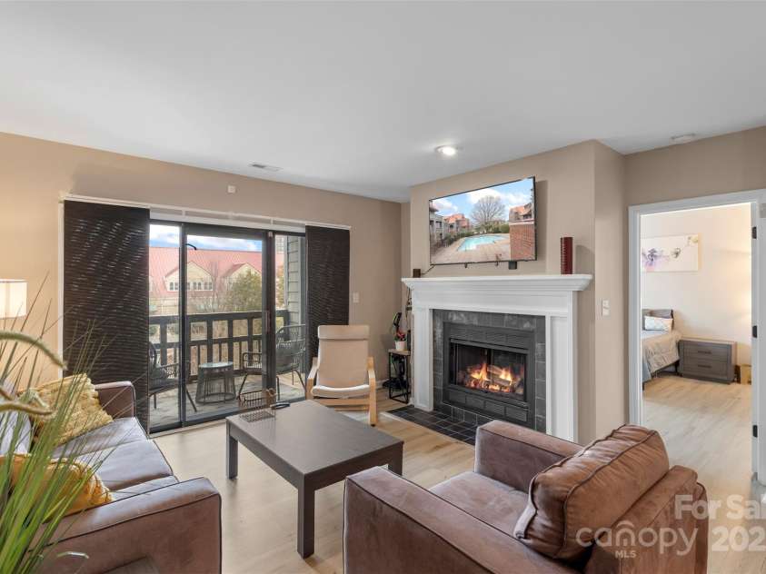 9029 J M Keynes Drive, Charlotte, NC 28262.  MLS# CAR4249390, YatesRealty ID 7745. 