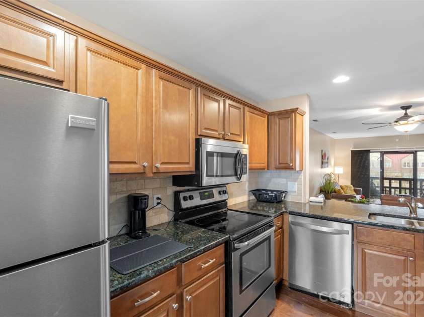 9029 J M Keynes Drive, Charlotte, NC 28262.  MLS# CAR4249390, YatesRealty ID 7745. 