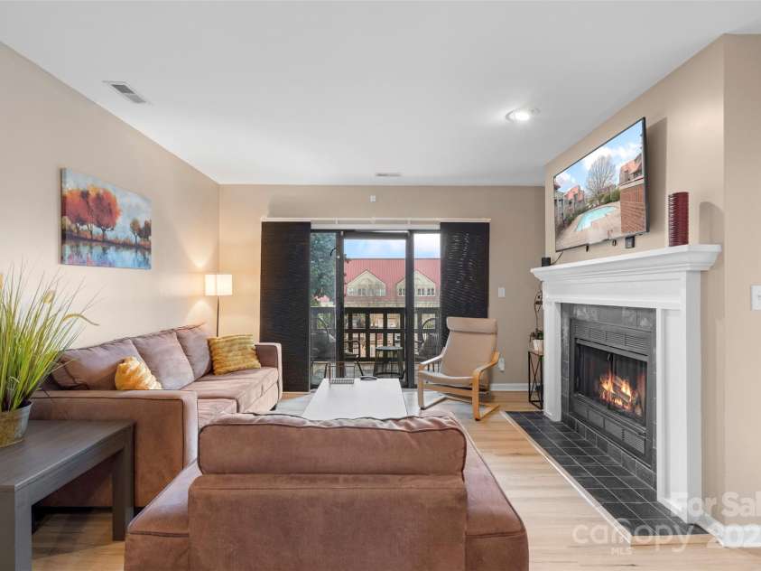 9029 J M Keynes Drive, Charlotte, NC 28262.  MLS# CAR4249390, YatesRealty ID 7745. 