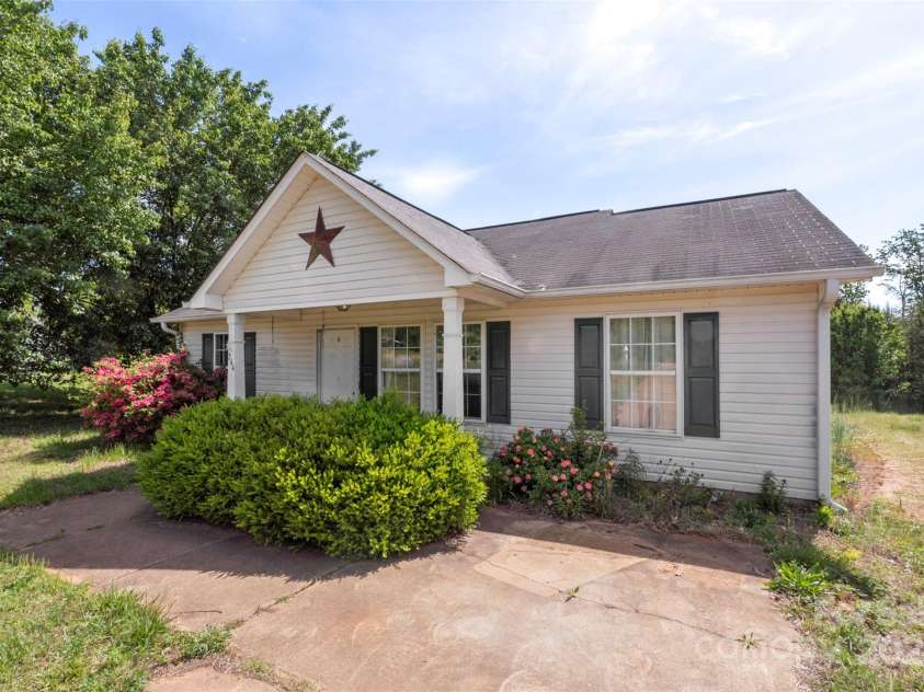 244 Whitesides Road, Bessemer City, NC 28016.  MLS# CAR4249914, YatesRealty ID 7750. 