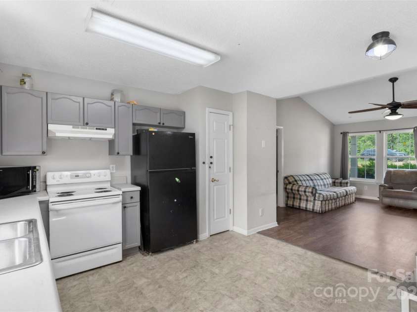 244 Whitesides Road, Bessemer City, NC 28016.  MLS# CAR4249914, YatesRealty ID 7750. 