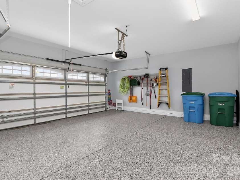 9511 Liberty Hill Drive, Mint Hill, NC 28227.  MLS# CAR4350985, YatesRealty ID 7750. Garage has epoxy floor covering