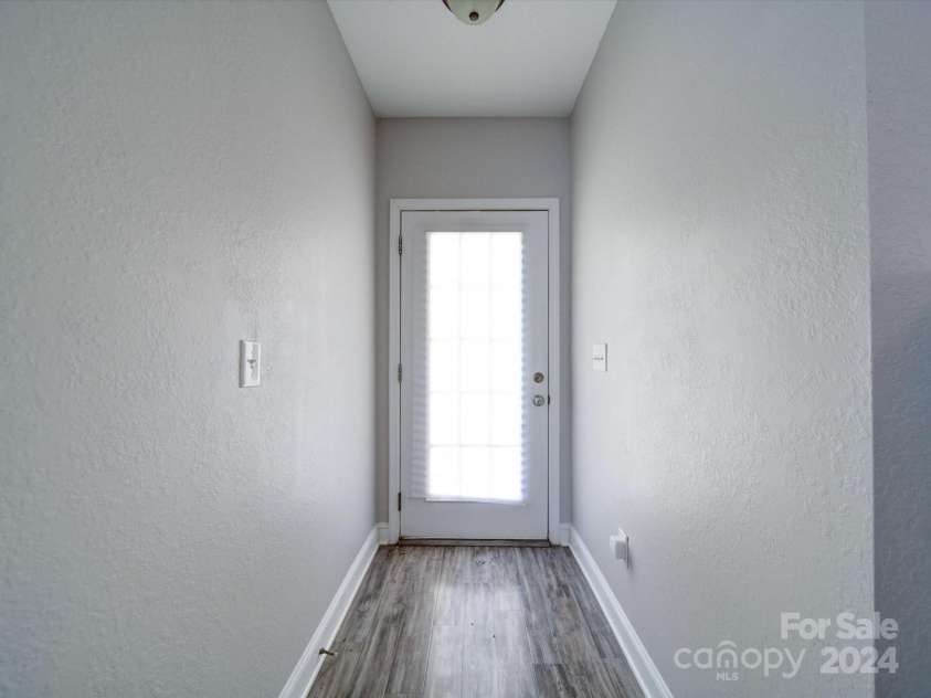 104 Aberdeen Drive, Troutman, NC 28166.  MLS# CAR4191636, YatesRealty ID 7751. 