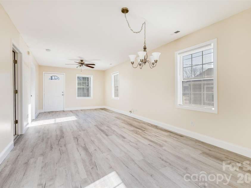 417 Baker Street Extension, Rock Hill, SC 29730.  MLS# CAR4359650, YatesRealty ID 7751. 