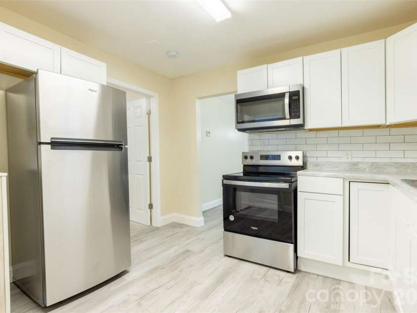 417 Baker Street Extension, Rock Hill, SC 29730.  MLS# CAR4359650, YatesRealty ID 7751. 