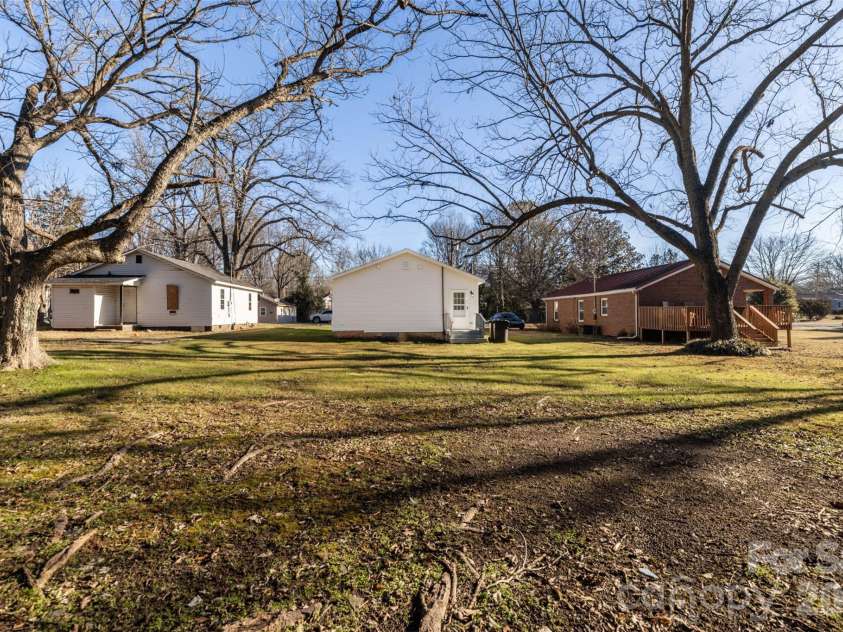 417 Baker Street Extension, Rock Hill, SC 29730.  MLS# CAR4359650, YatesRealty ID 7751. 