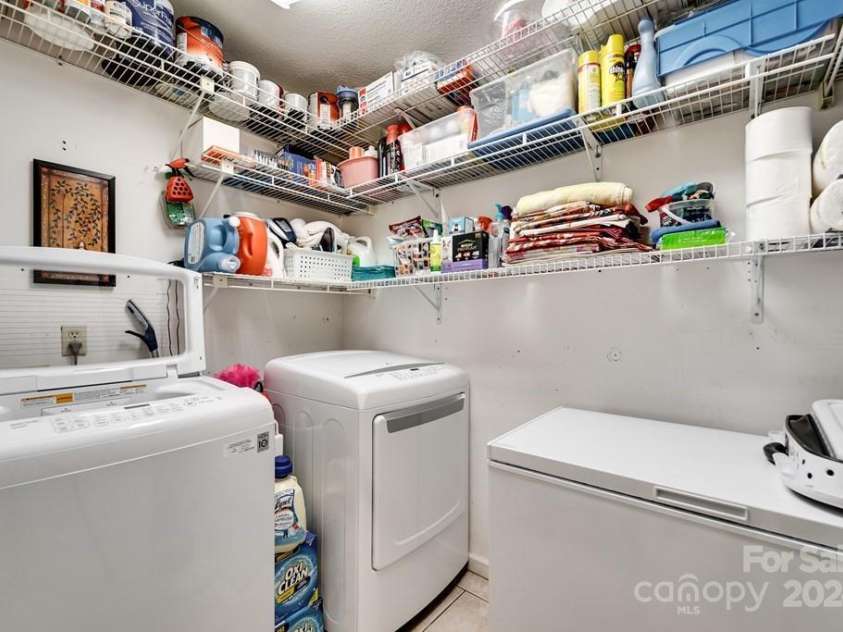 439 Brookwood Drive, Franklin, NC 28734.  MLS# CAR4193826, YatesRealty ID 7752. 