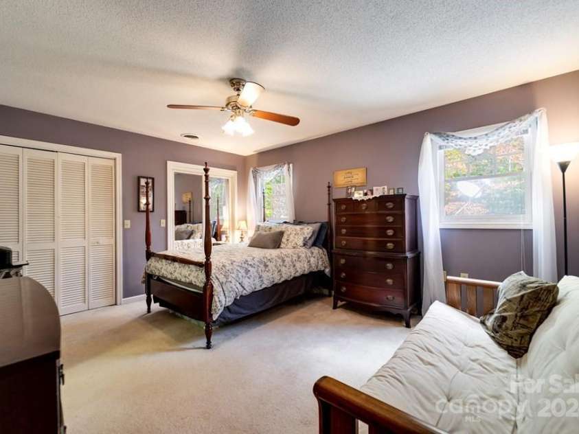 439 Brookwood Drive, Franklin, NC 28734.  MLS# CAR4193826, YatesRealty ID 7752. 