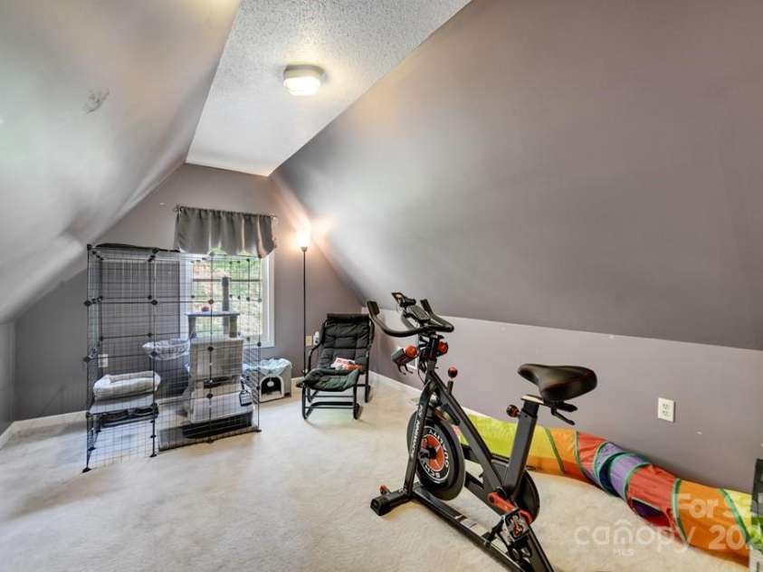 439 Brookwood Drive, Franklin, NC 28734.  MLS# CAR4193826, YatesRealty ID 7752. 