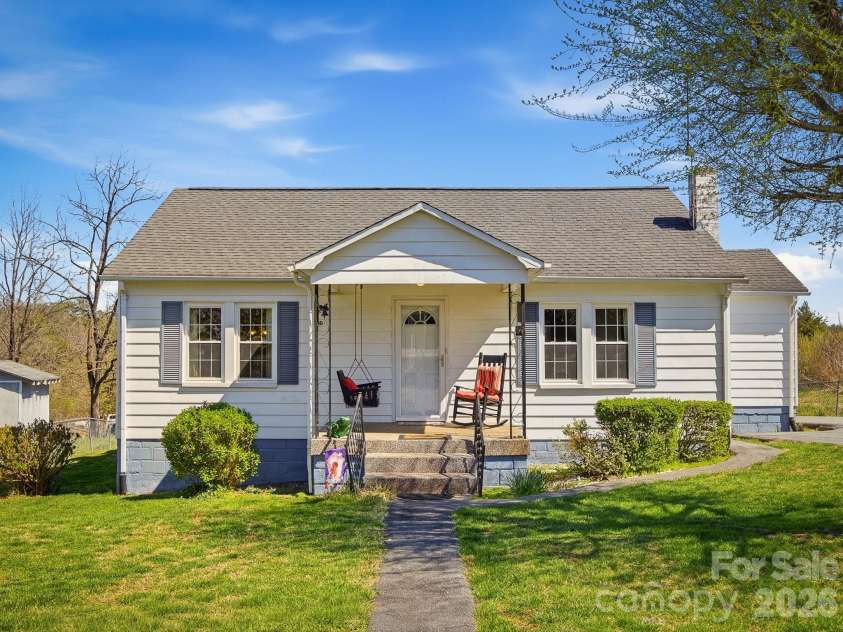 3560 Hartland Road, Morganton, NC 28655.  MLS# CAR4361089, YatesRealty ID 7753. 
