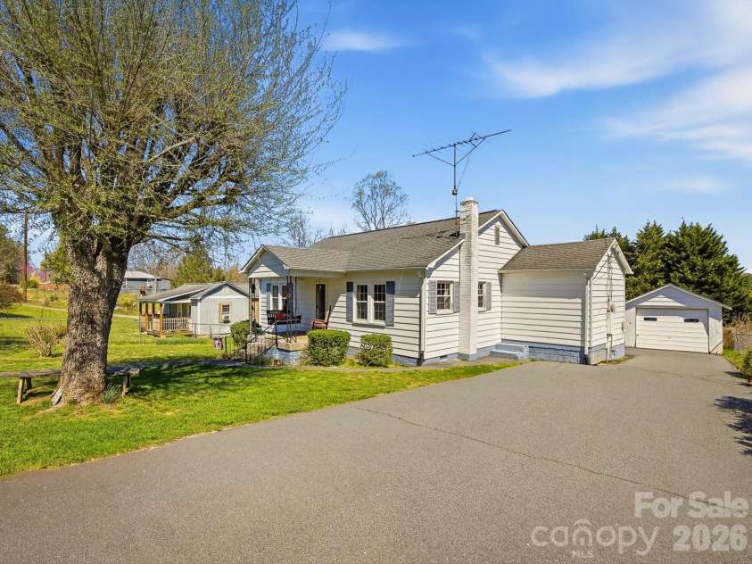 3560 Hartland Road, Morganton, NC 28655.  MLS# CAR4361089, YatesRealty ID 7753. 