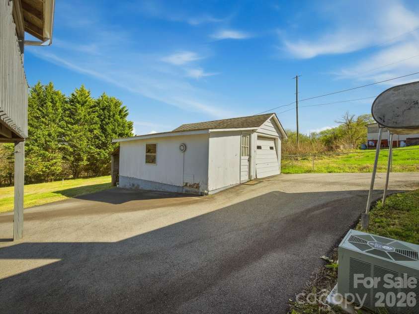 3560 Hartland Road, Morganton, NC 28655.  MLS# CAR4361089, YatesRealty ID 7753. 