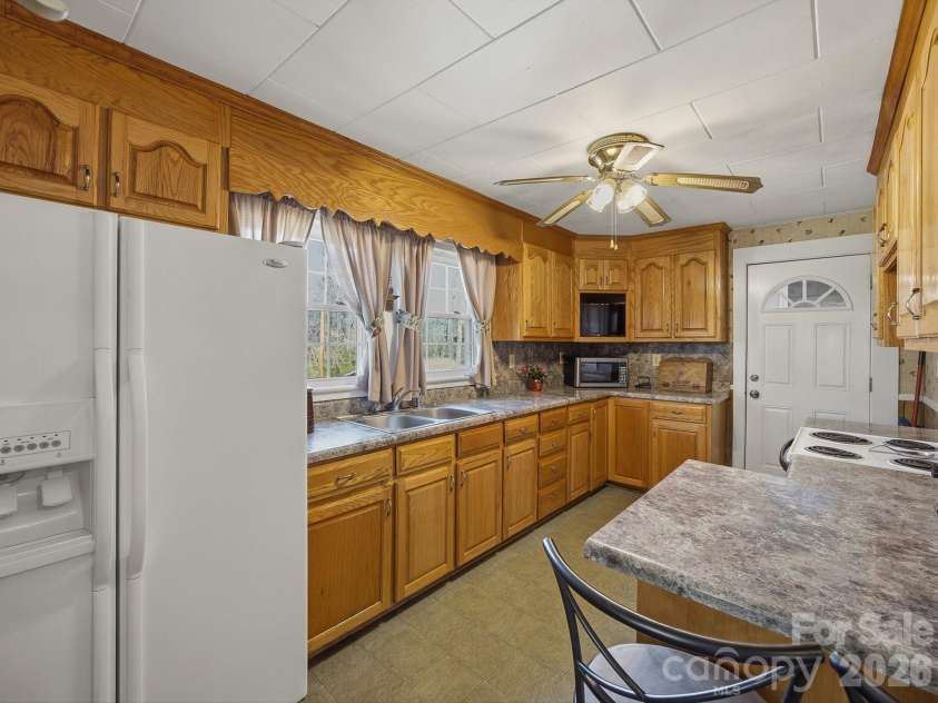 3560 Hartland Road, Morganton, NC 28655.  MLS# CAR4361089, YatesRealty ID 7753. 