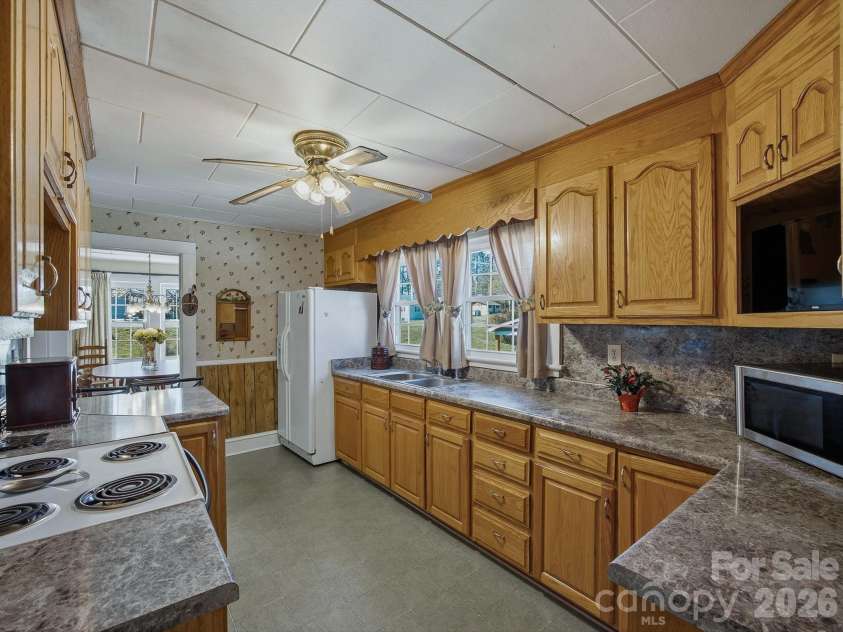 3560 Hartland Road, Morganton, NC 28655.  MLS# CAR4361089, YatesRealty ID 7753. 
