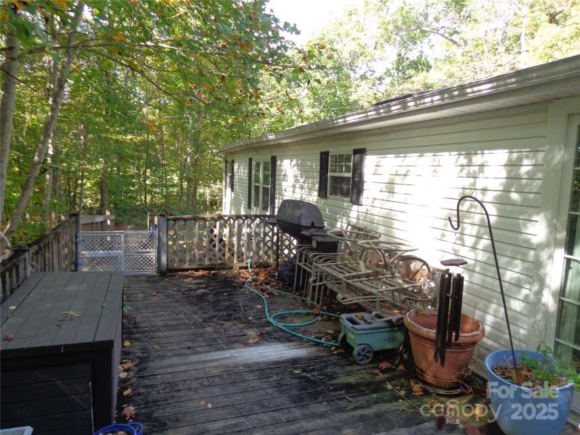 89 Blue Mountain Road, Fairview, NC 28730.  MLS# CAR4309479, YatesRealty ID 7755. 