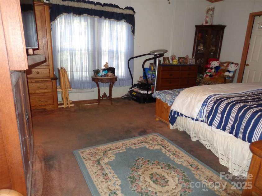 89 Blue Mountain Road, Fairview, NC 28730.  MLS# CAR4309479, YatesRealty ID 7755. 