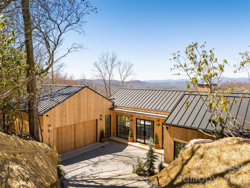 1882 Connestee Trail, Brevard, NC 28712.  MLS# CAR4353280, YatesRealty ID 7756. 