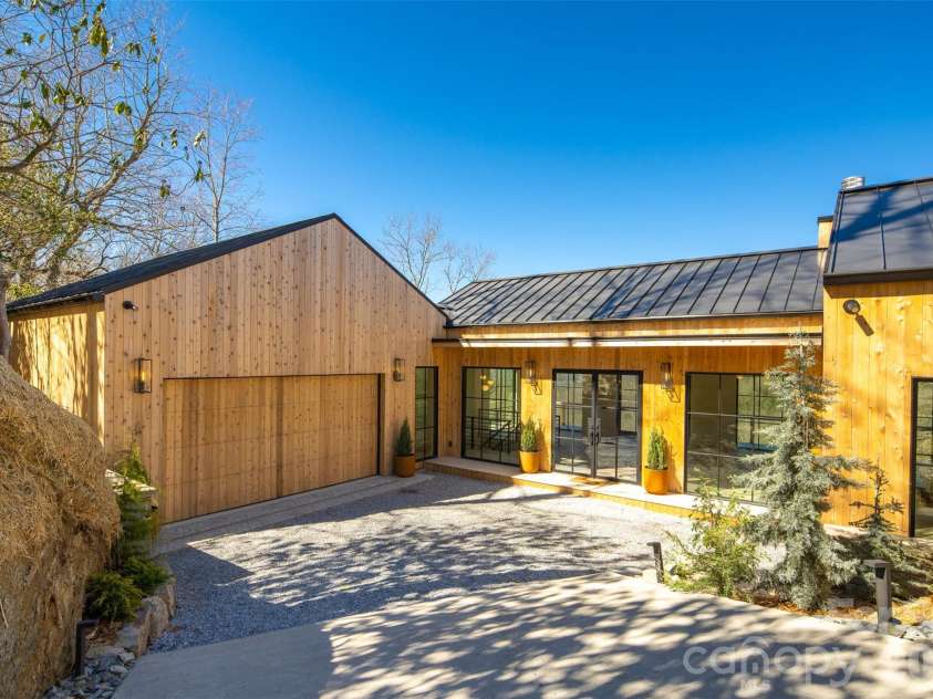 1882 Connestee Trail, Brevard, NC 28712.  MLS# CAR4353280, YatesRealty ID 7756. 
