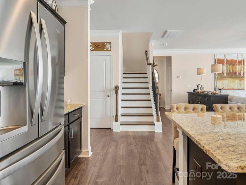 51 Thornberry Road, Hendersonville, NC 28792.  MLS# CAR4237686, YatesRealty ID 7757. 