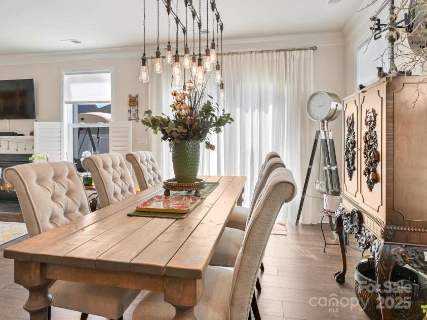 51 Thornberry Road, Hendersonville, NC 28792.  MLS# CAR4237686, YatesRealty ID 7757. 