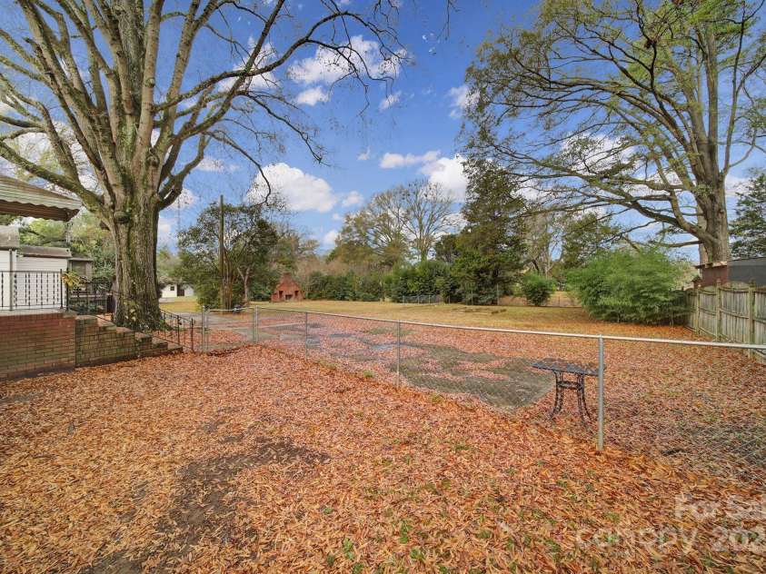 109 Allison Street, Fort Mill, SC 29715.  MLS# CAR4327630, YatesRealty ID 7759. 