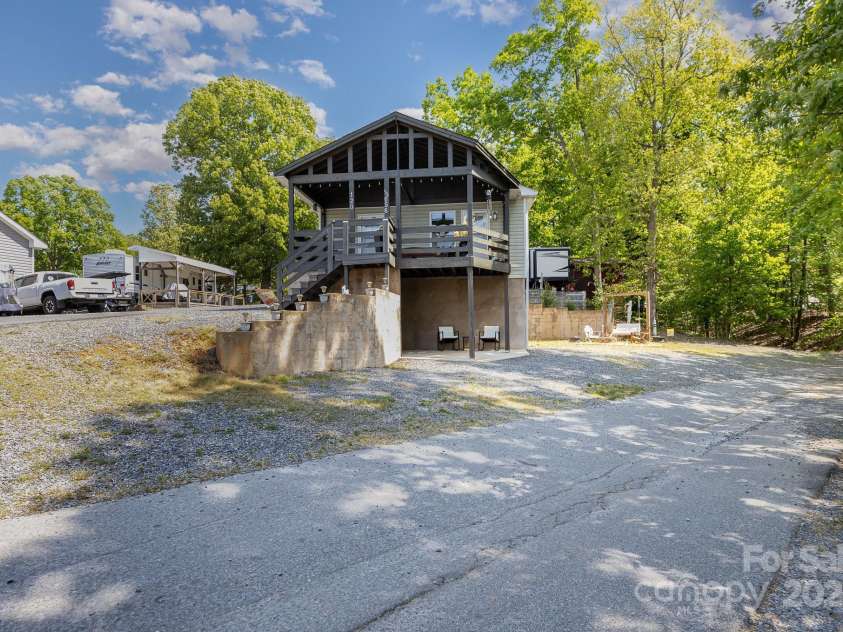120 Cardinal Drive, New London, NC 28127.  MLS# CAR4249871, YatesRealty ID 7761. 