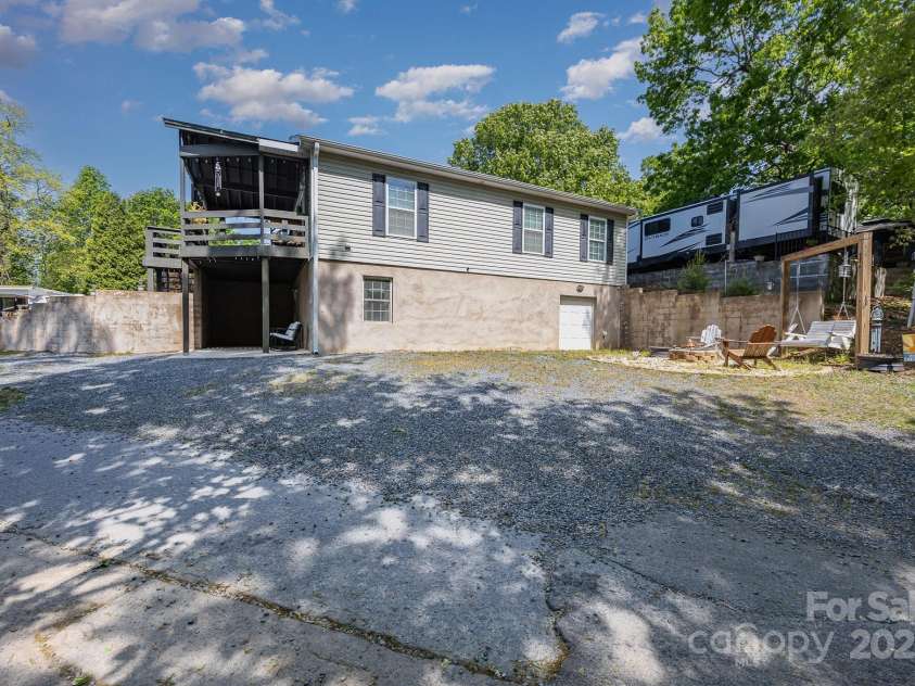 120 Cardinal Drive, New London, NC 28127.  MLS# CAR4249871, YatesRealty ID 7761. 