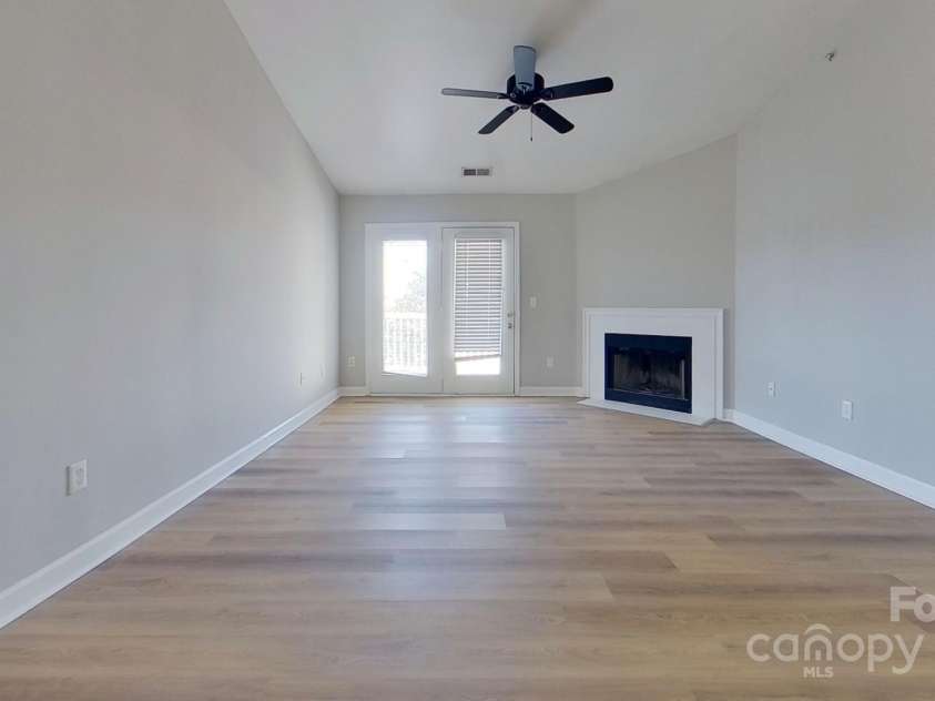 10526 Hill Point Court, Charlotte, NC 28262.  MLS# CAR4246661, YatesRealty ID 7763. Living Room