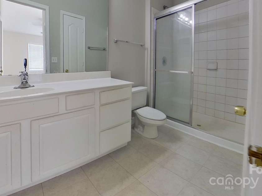 10526 Hill Point Court, Charlotte, NC 28262.  MLS# CAR4246661, YatesRealty ID 7763. Primary Bathroom