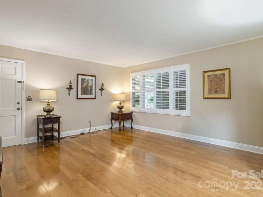 102 Boyd Drive, Flat Rock, NC 28731.  MLS# CAR4280790, YatesRealty ID 7764. 