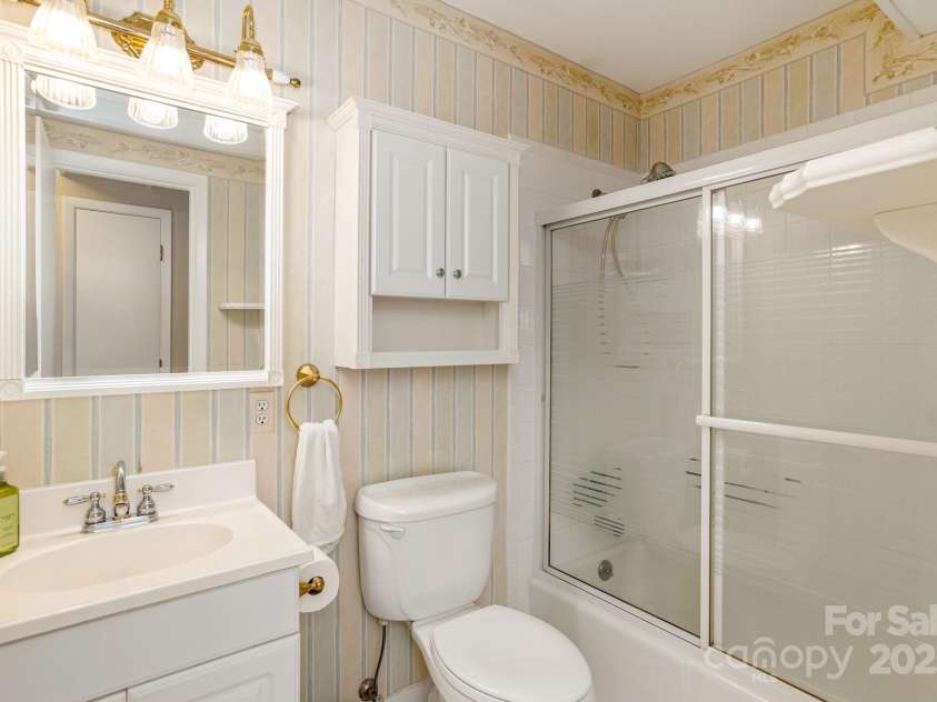 102 Boyd Drive, Flat Rock, NC 28731.  MLS# CAR4280790, YatesRealty ID 7764. 