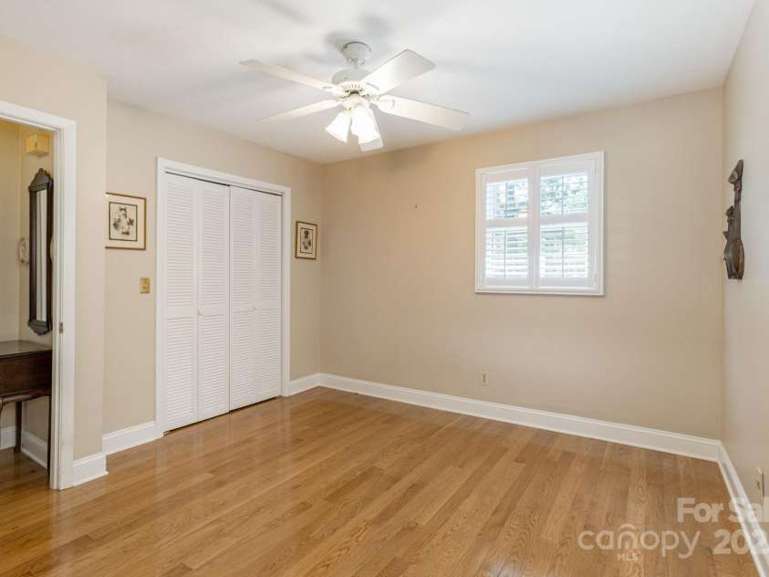 102 Boyd Drive, Flat Rock, NC 28731.  MLS# CAR4280790, YatesRealty ID 7764. 
