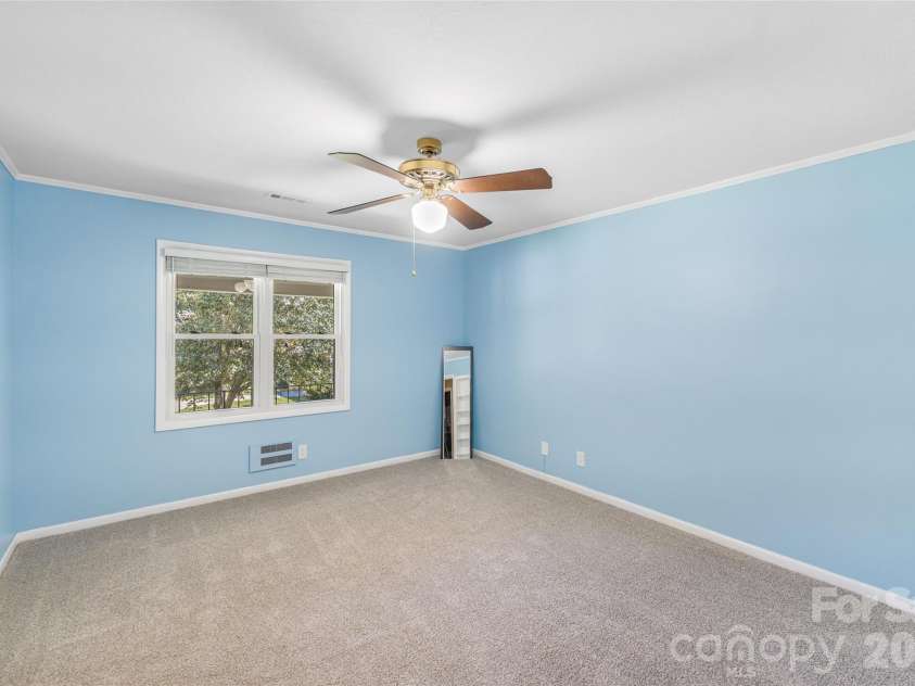 102 Boyd Drive, Flat Rock, NC 28731.  MLS# CAR4291135, YatesRealty ID 7764. 