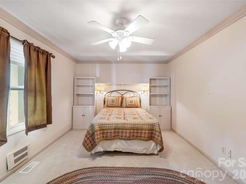 102 Boyd Drive, Flat Rock, NC 28731.  MLS# CAR4424177, YatesRealty ID 7764. 