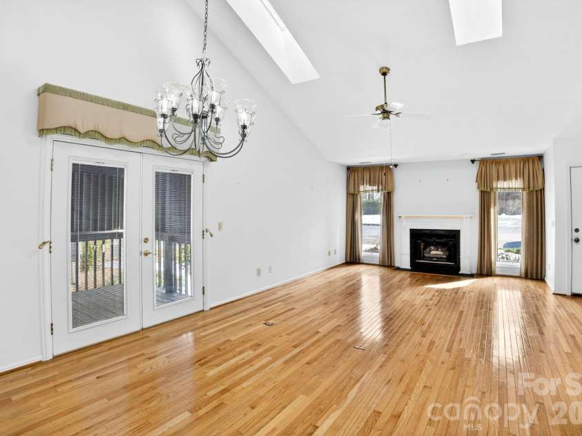 703 Independence Trail, Morganton, NC 28655.  MLS# CAR4342377, YatesRealty ID 7765. 