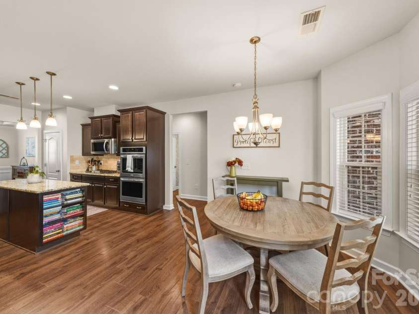 4720 Pearmain Drive, Waxhaw, NC 28173.  MLS# CAR4361317, YatesRealty ID 7766. 