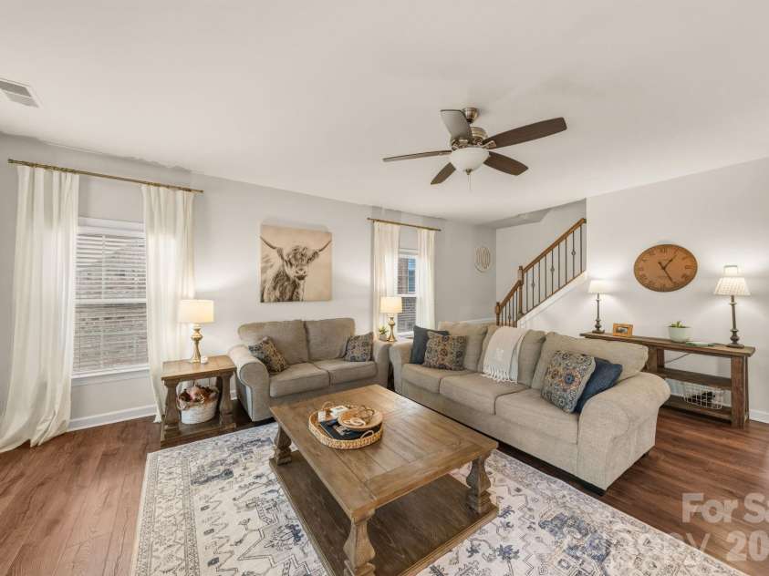 4720 Pearmain Drive, Waxhaw, NC 28173.  MLS# CAR4361317, YatesRealty ID 7766. 