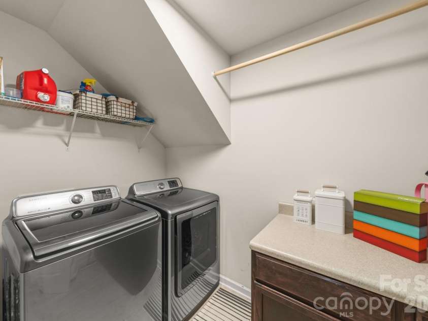 4720 Pearmain Drive, Waxhaw, NC 28173.  MLS# CAR4361317, YatesRealty ID 7766. 