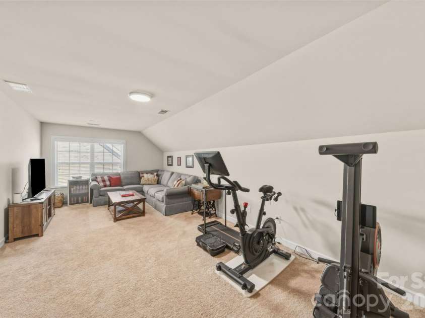4720 Pearmain Drive, Waxhaw, NC 28173.  MLS# CAR4361317, YatesRealty ID 7766. 