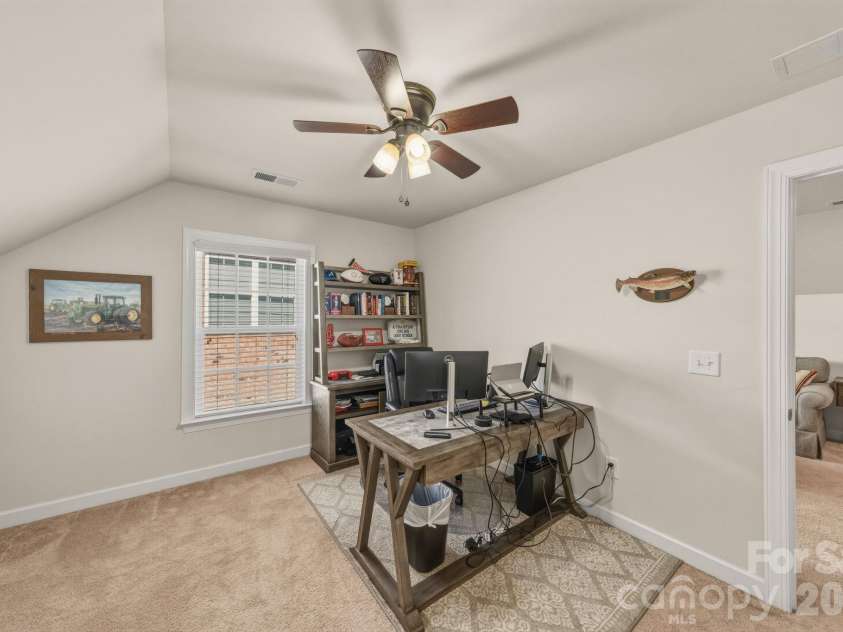4720 Pearmain Drive, Waxhaw, NC 28173.  MLS# CAR4361317, YatesRealty ID 7766. 