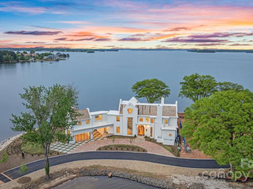 8397 Ranger Island Marina Road, Denver, NC 28037.  MLS# CAR4250240, YatesRealty ID 7769. 