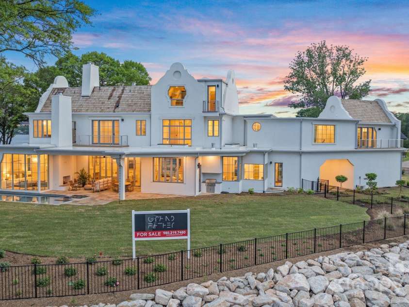 8397 Ranger Island Marina Road, Denver, NC 28037.  MLS# CAR4250240, YatesRealty ID 7769. 