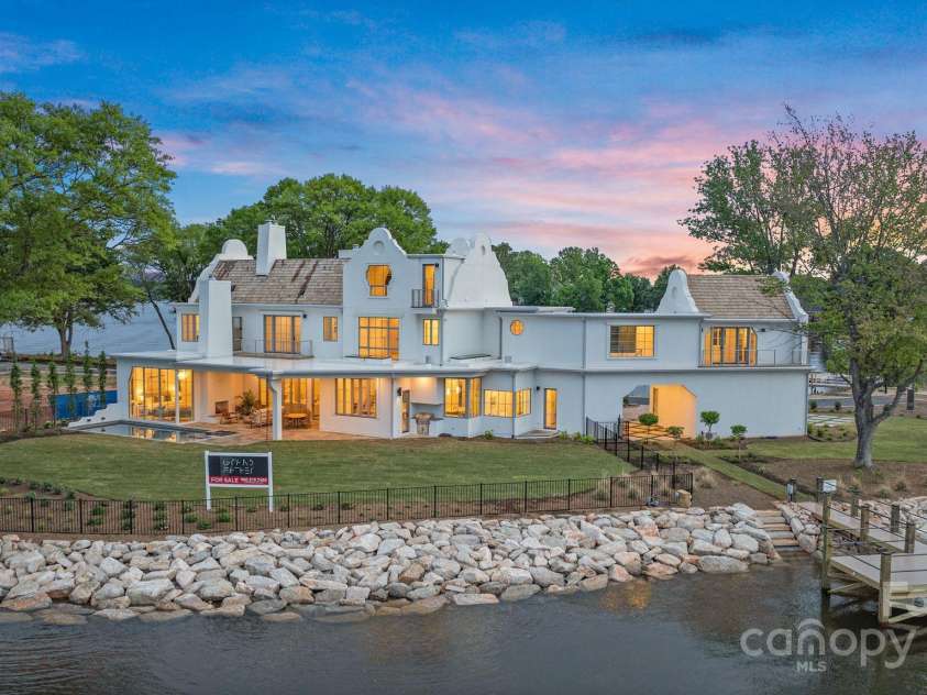 8397 Ranger Island Marina Road, Denver, NC 28037.  MLS# CAR4250240, YatesRealty ID 7769. 